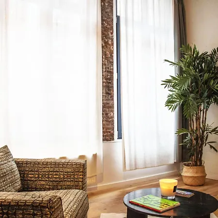 Gigi Home's Appartement